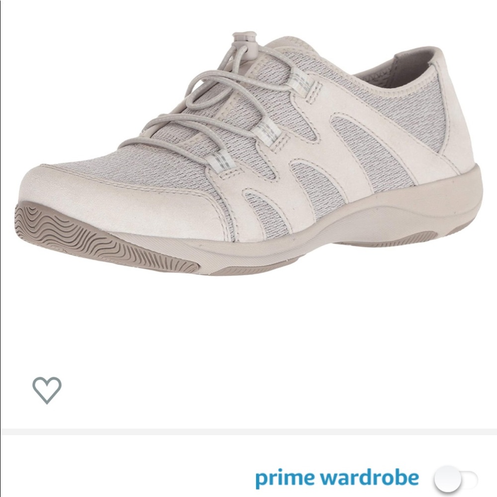 New Dansko Holland Suede Ivory shoes